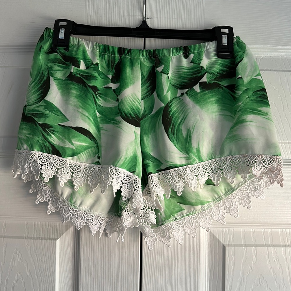 Show Me Your MuMu Women’s Bri Lacey Shorts Size S